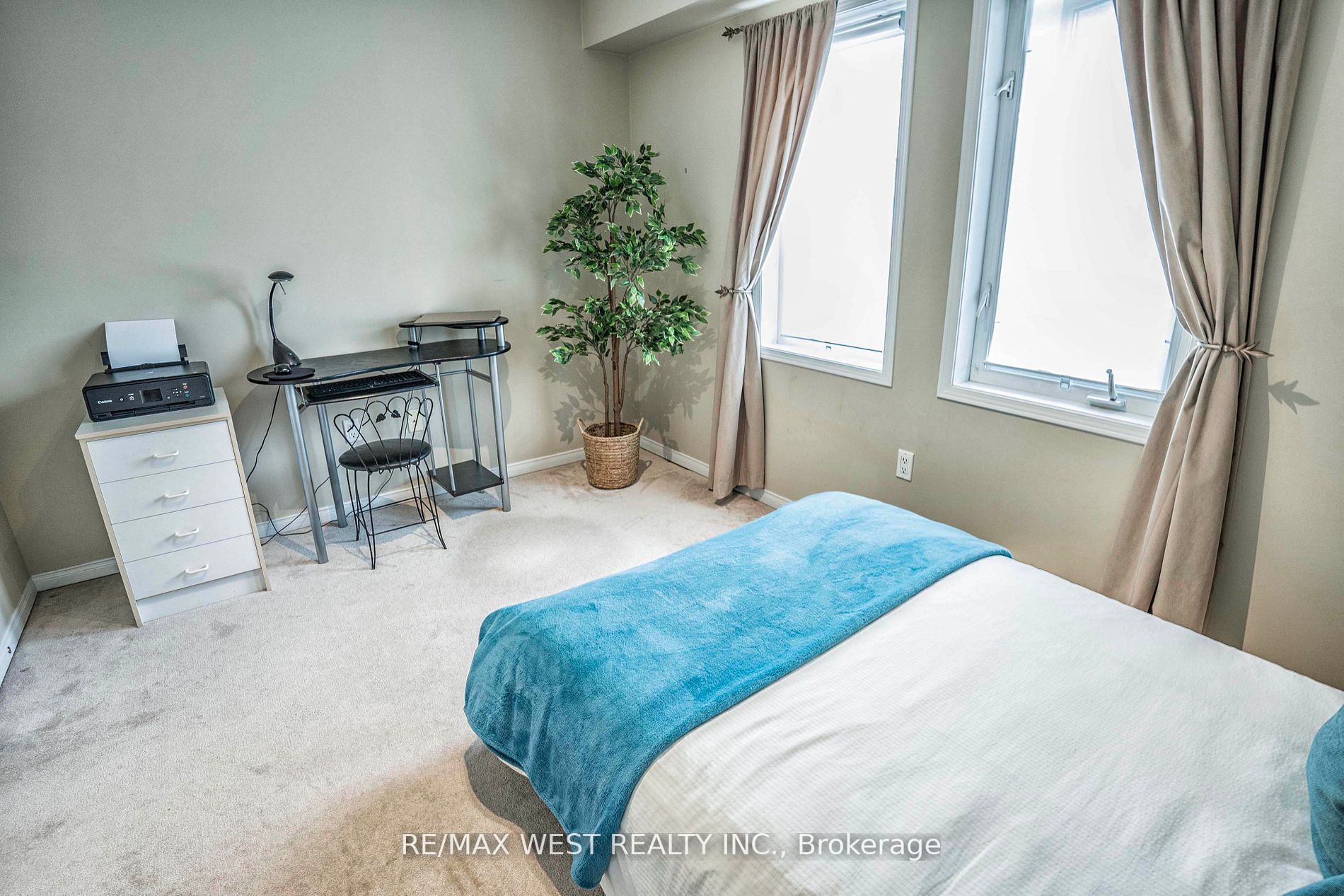 117A The Queensway, #102