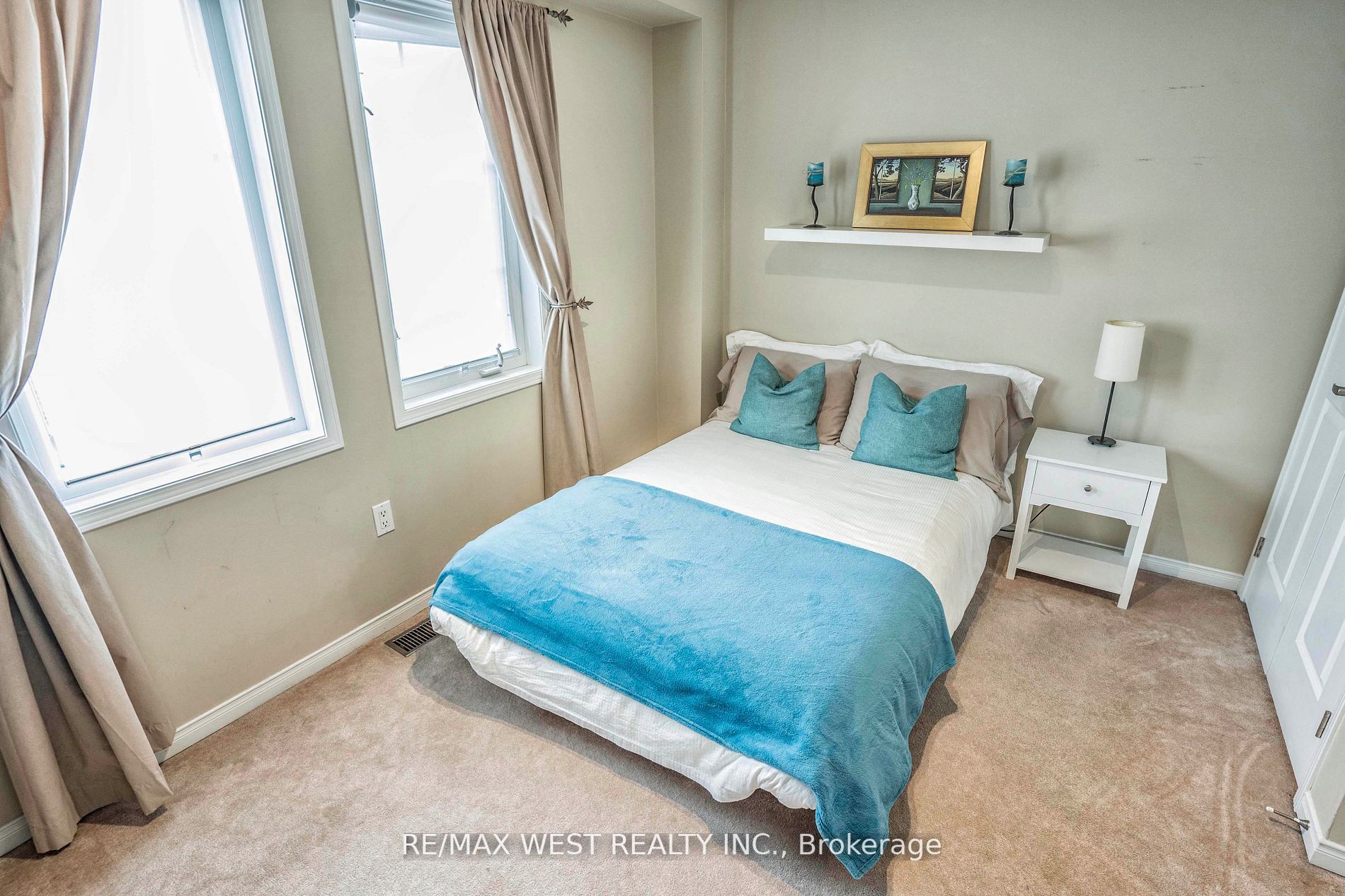 117A The Queensway, #102