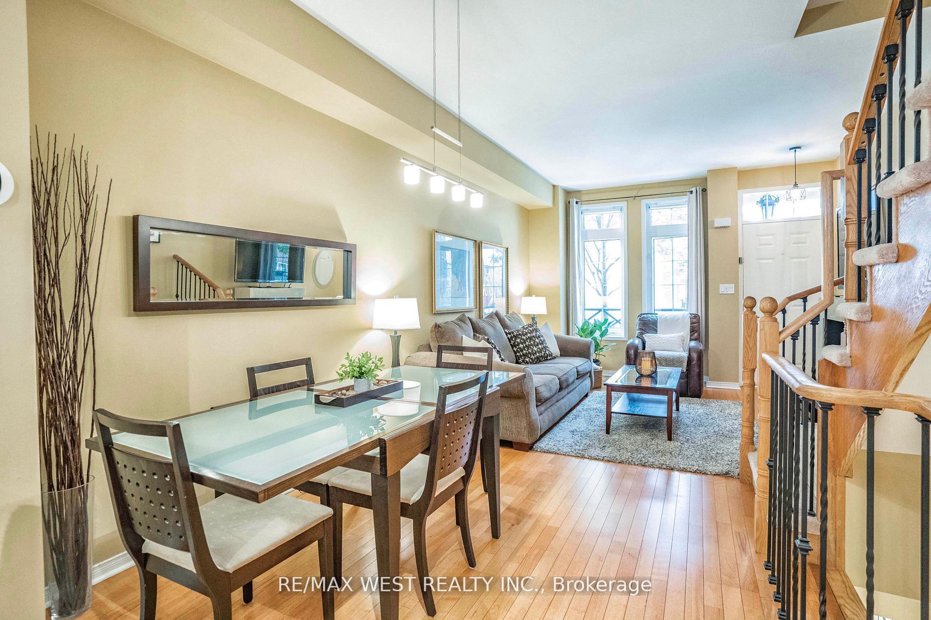 117A The Queensway, #102