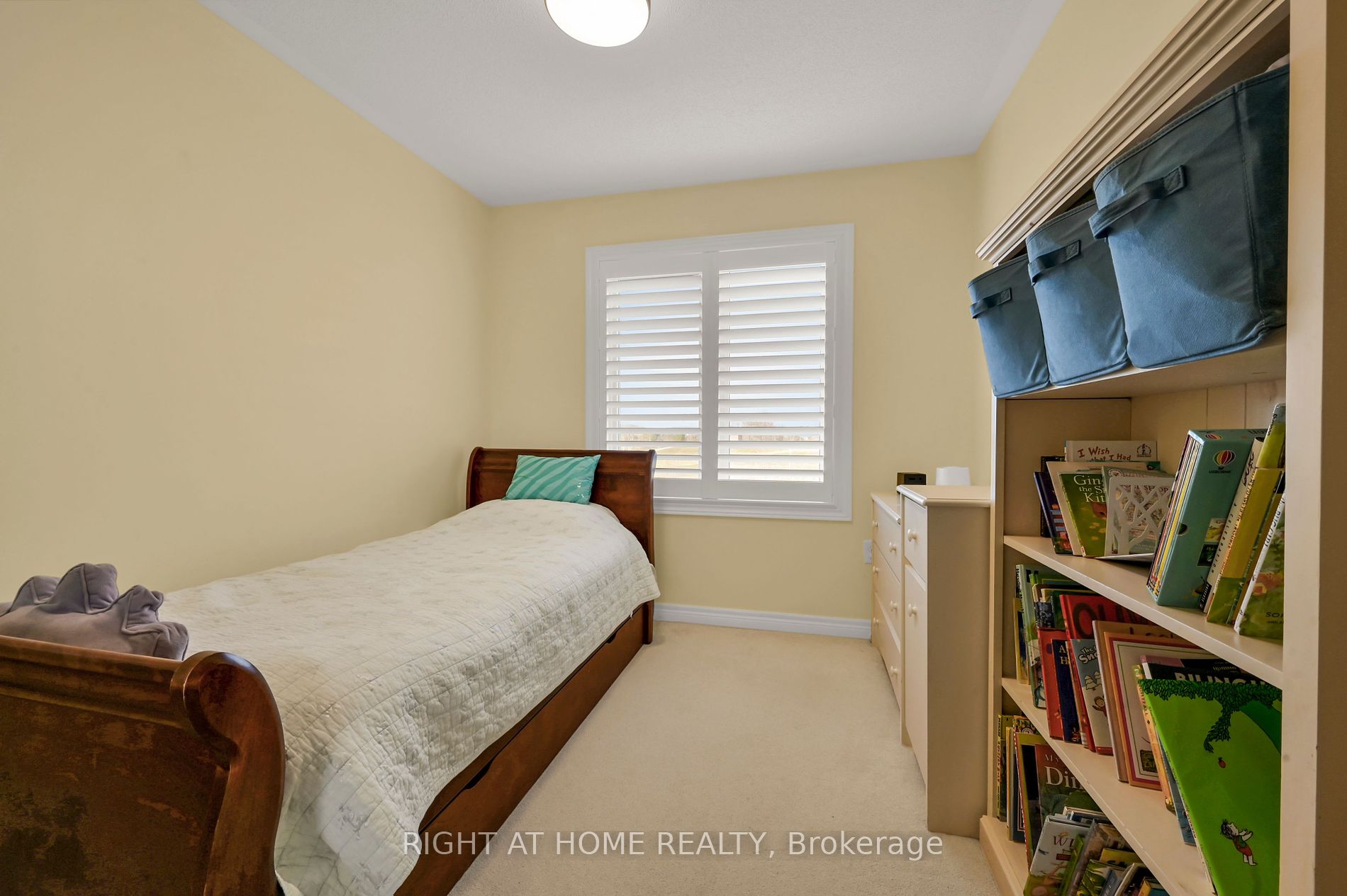 2006 Trawden Way N, #34