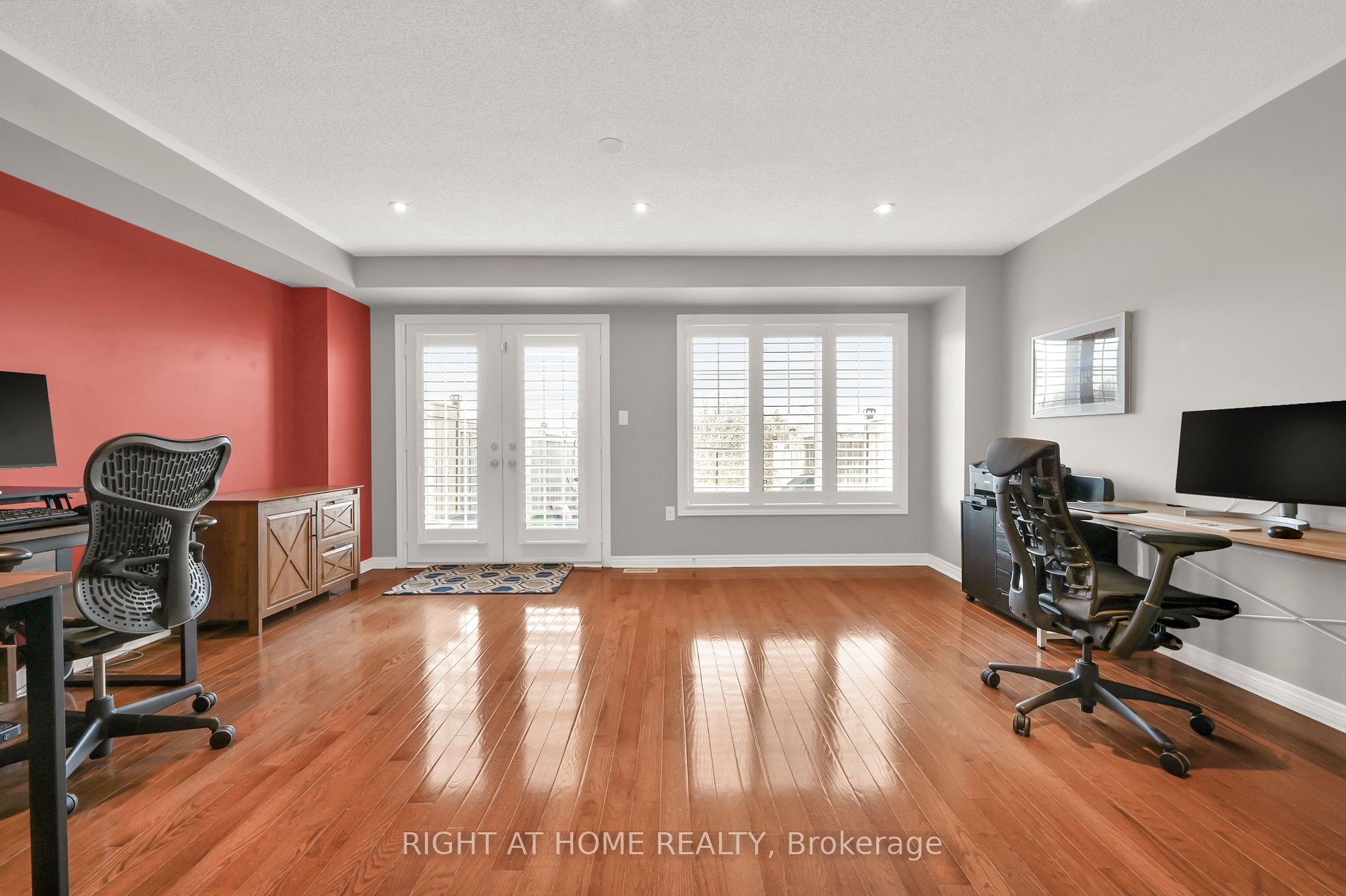 2006 Trawden Way N, #34