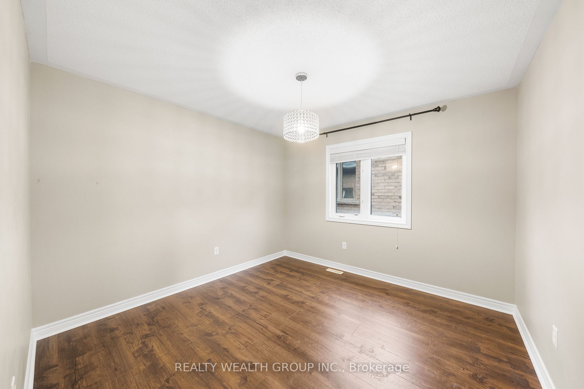 262 Mccready Dr