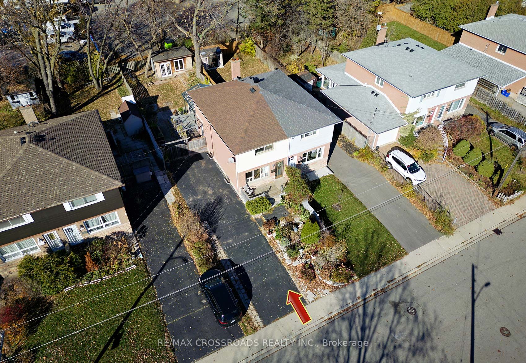 2371 Barclay Rd