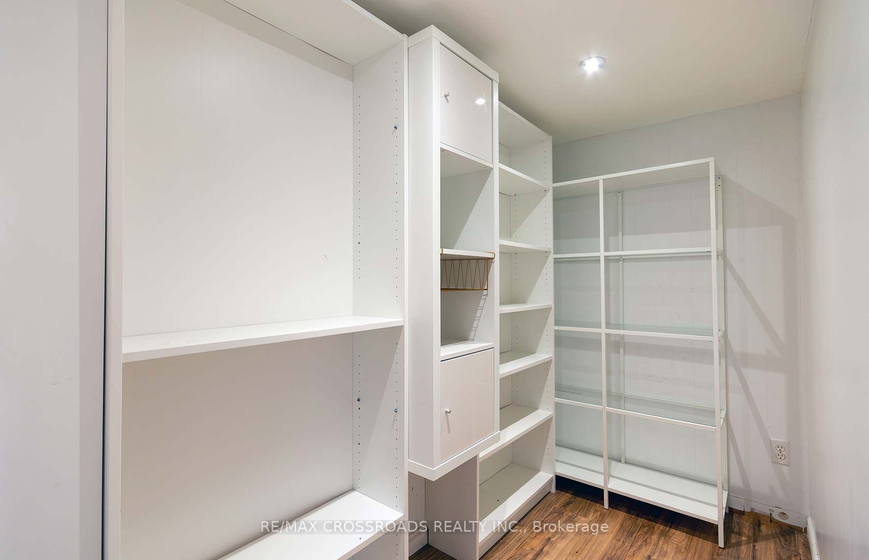 2371 Barclay Rd