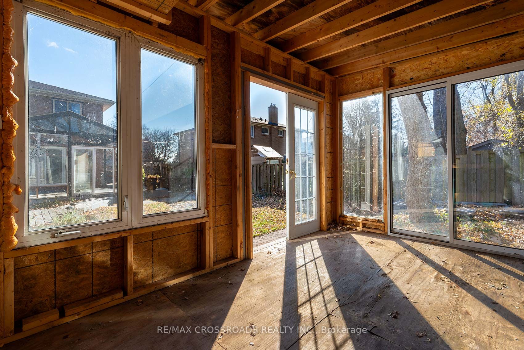 2371 Barclay Rd