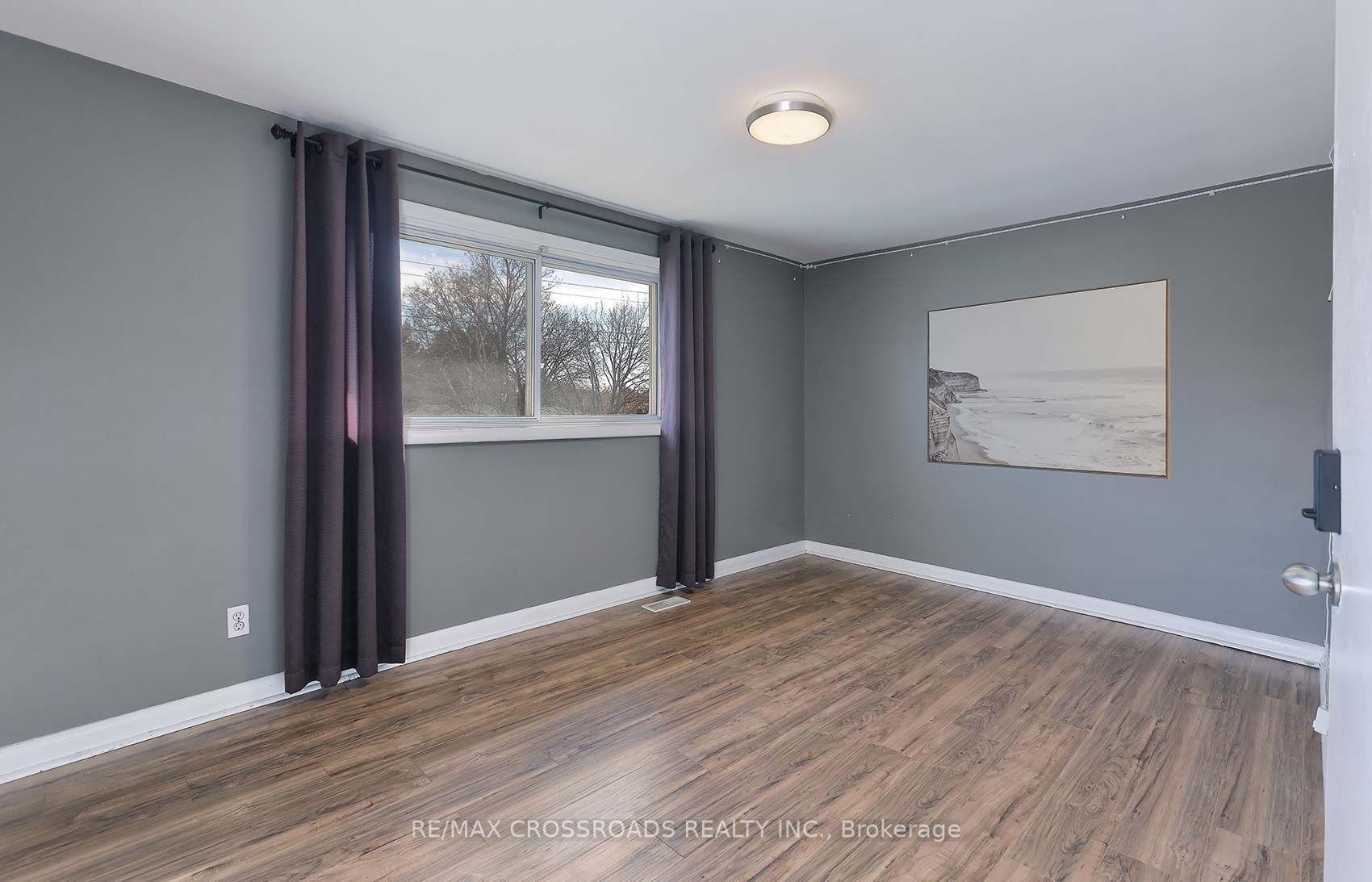 2371 Barclay Rd