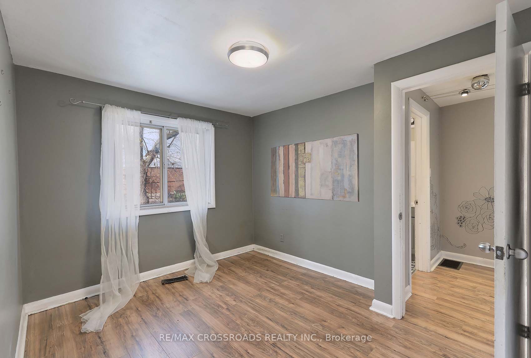 2371 Barclay Rd