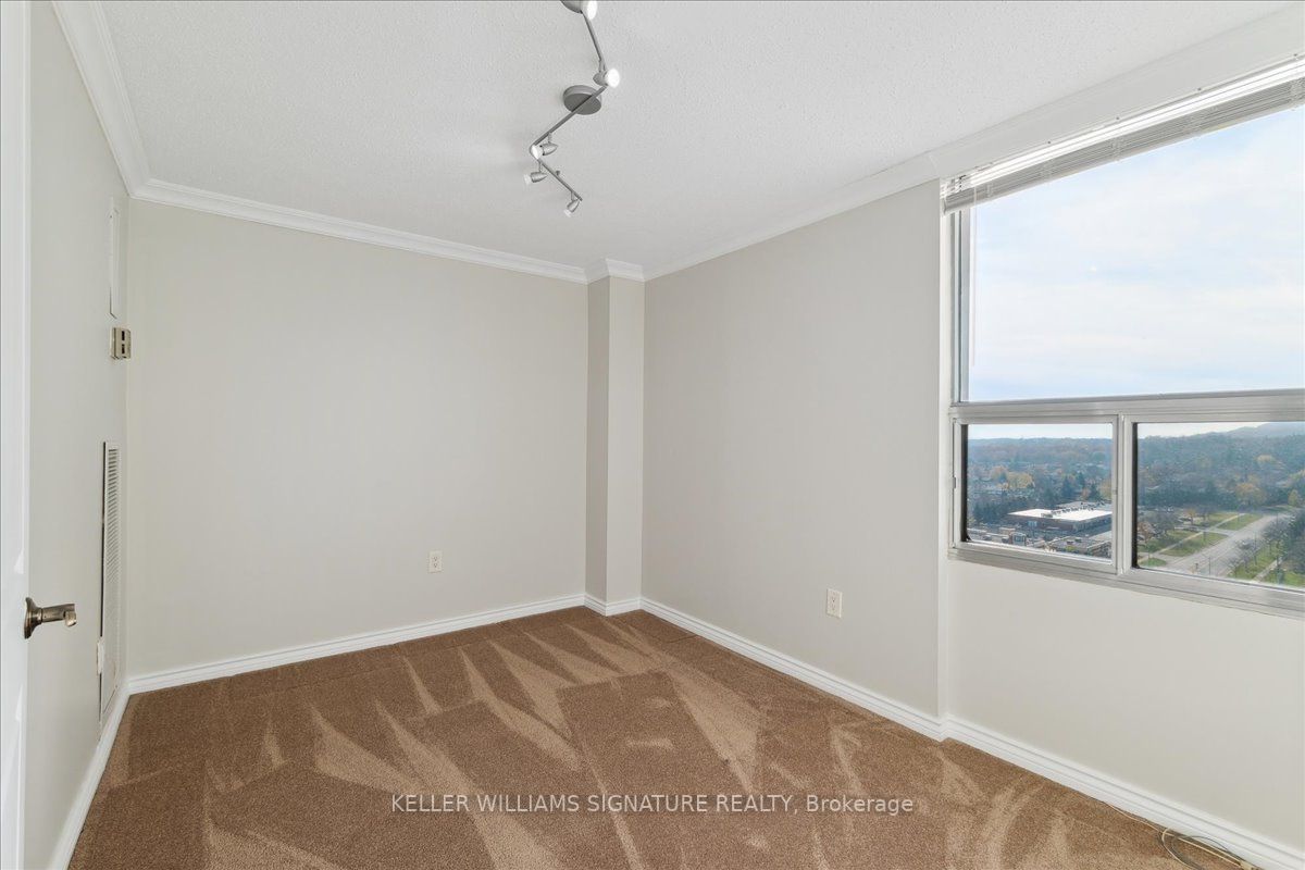 2055 Upper Middle Rd, #1707