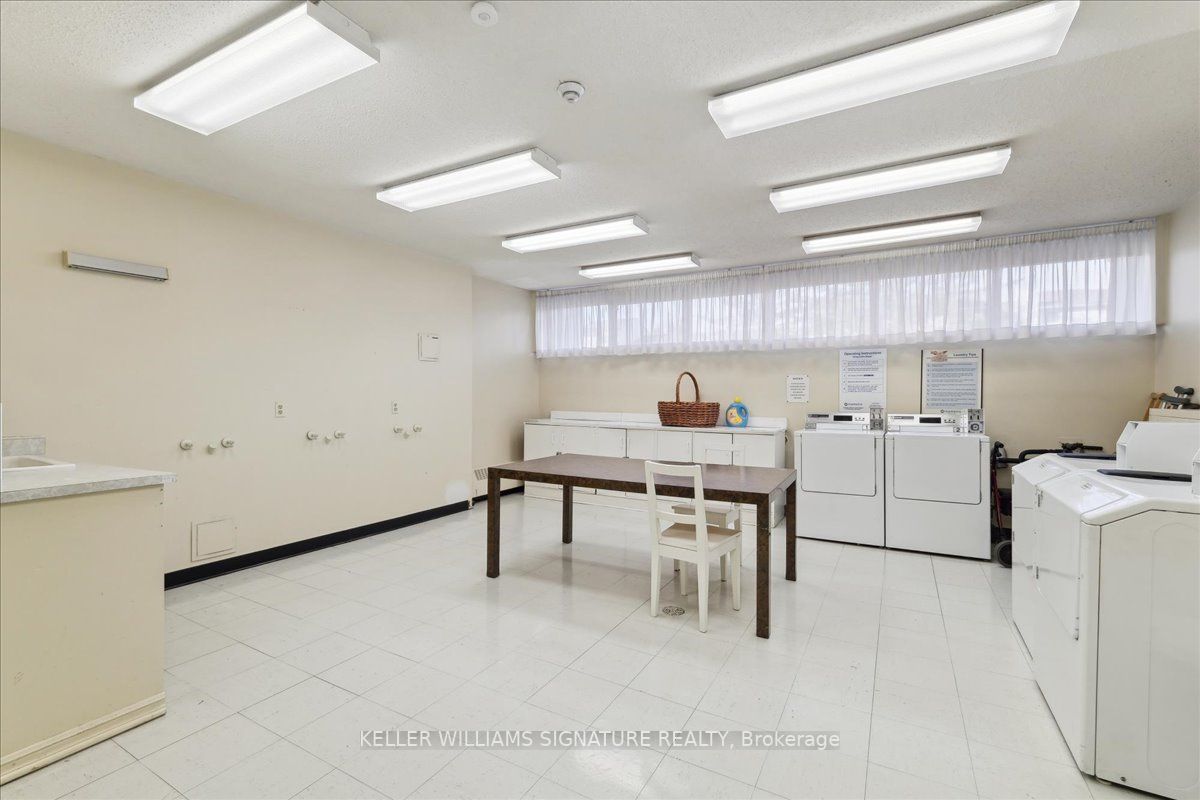 2055 Upper Middle Rd, #1707
