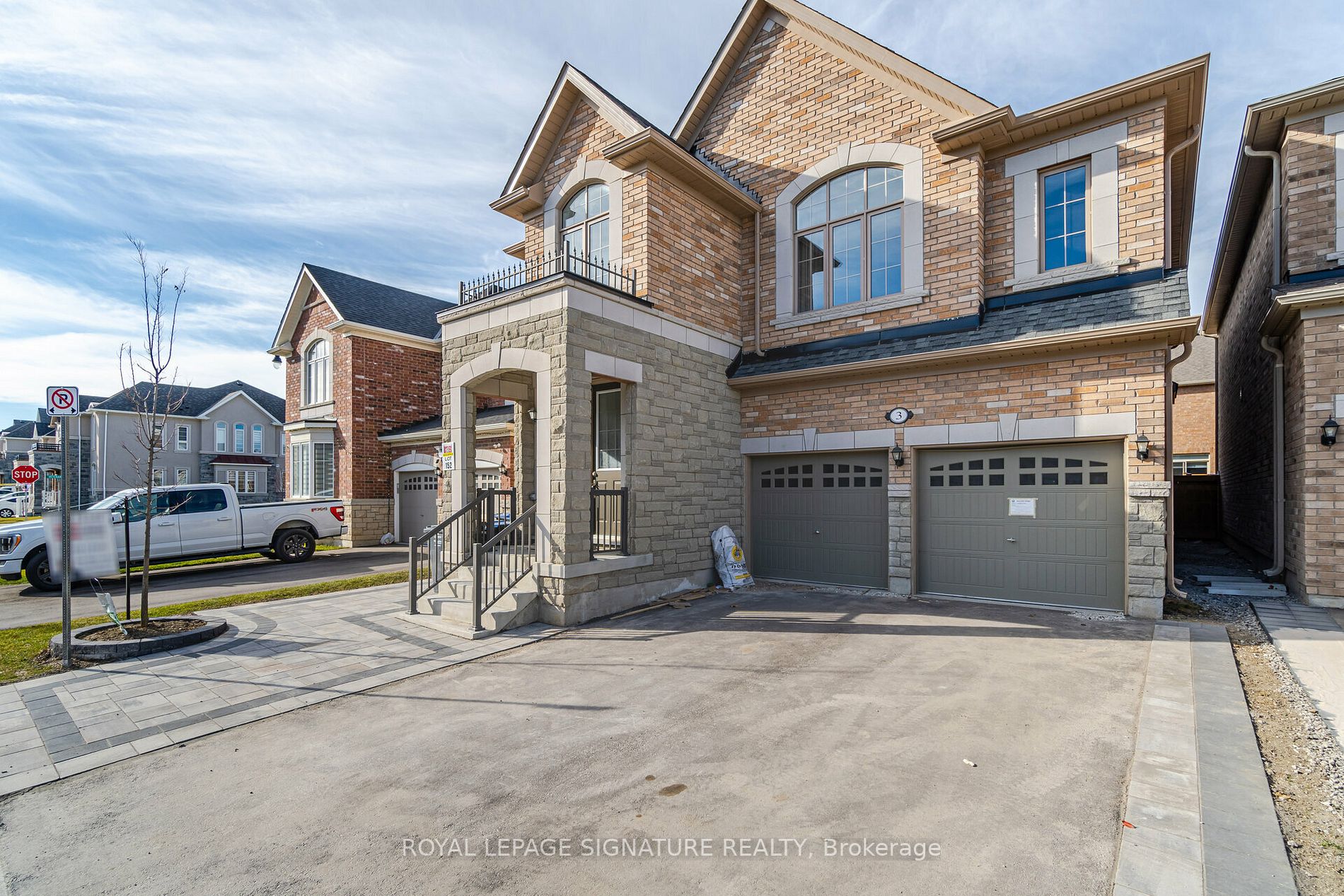 3 Farringdon Cres, #1