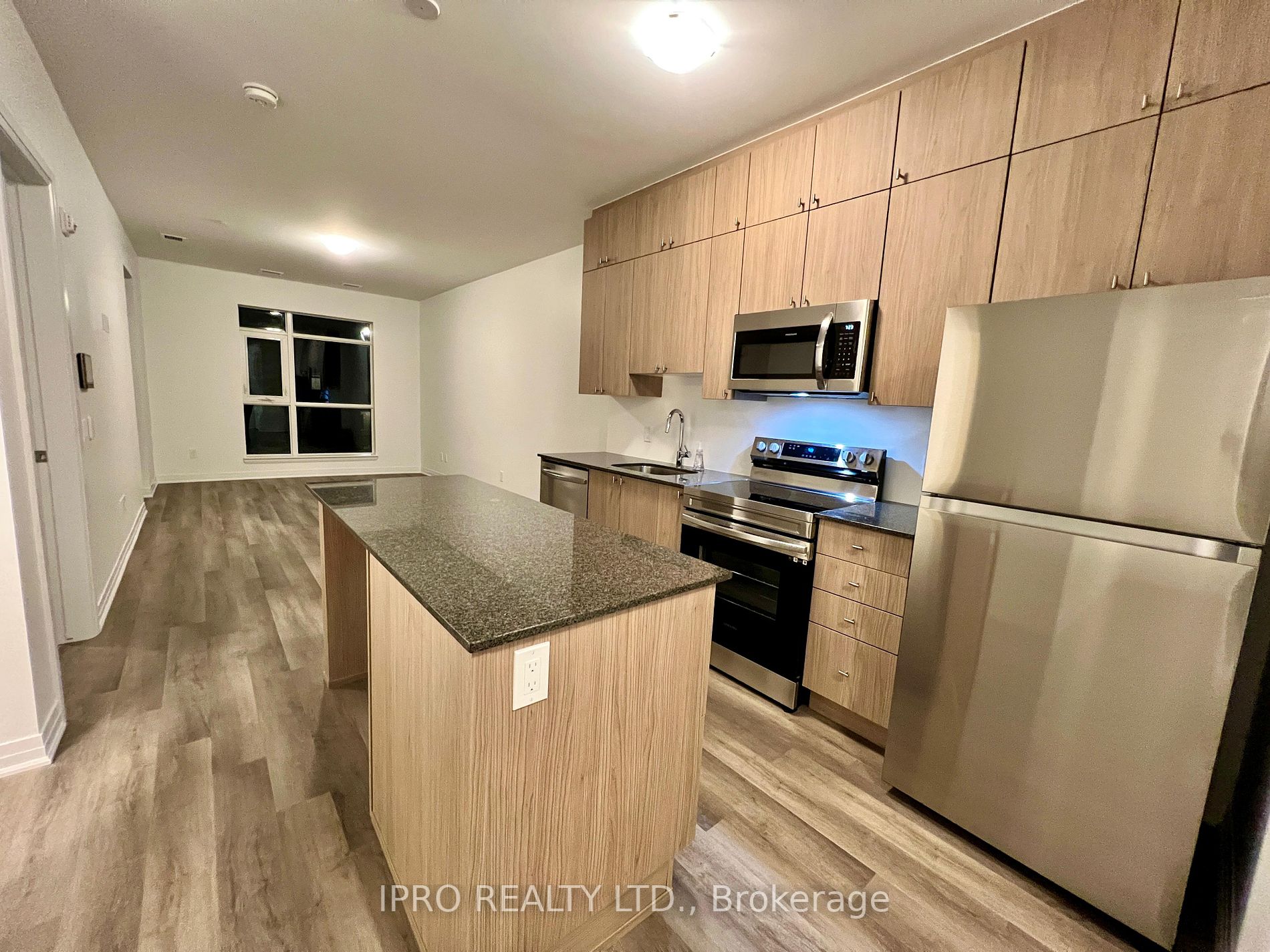 460 Gordon Krantz Ave, #001