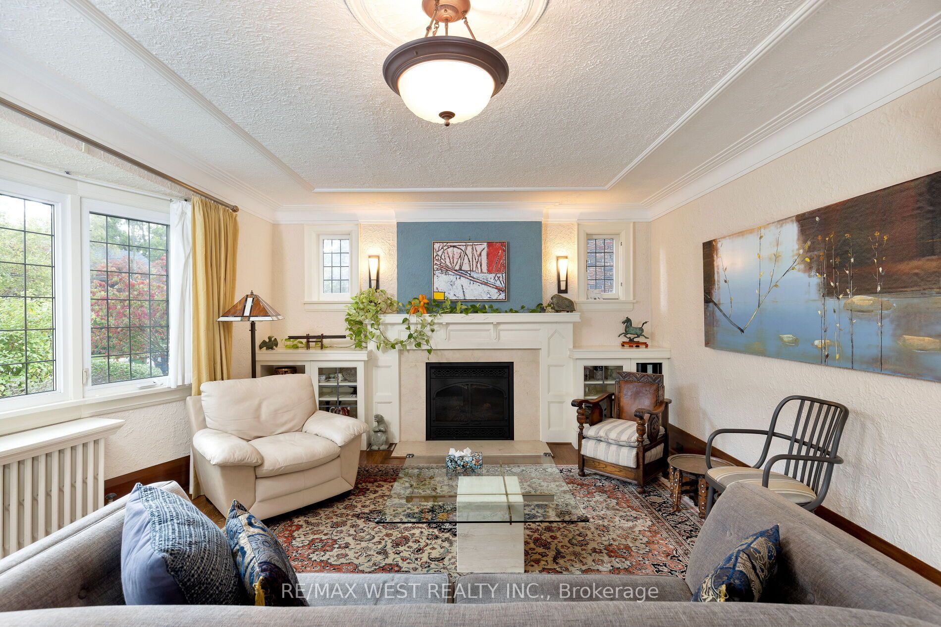 506 Riverside Dr