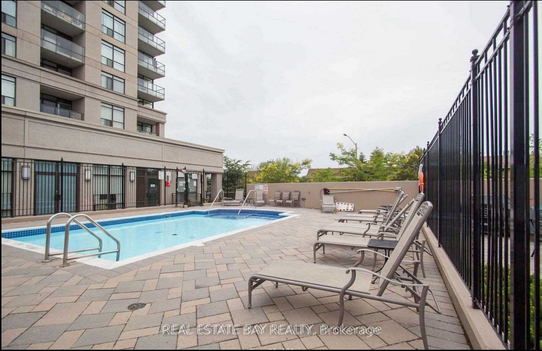 220 Forum Dr, #1313
