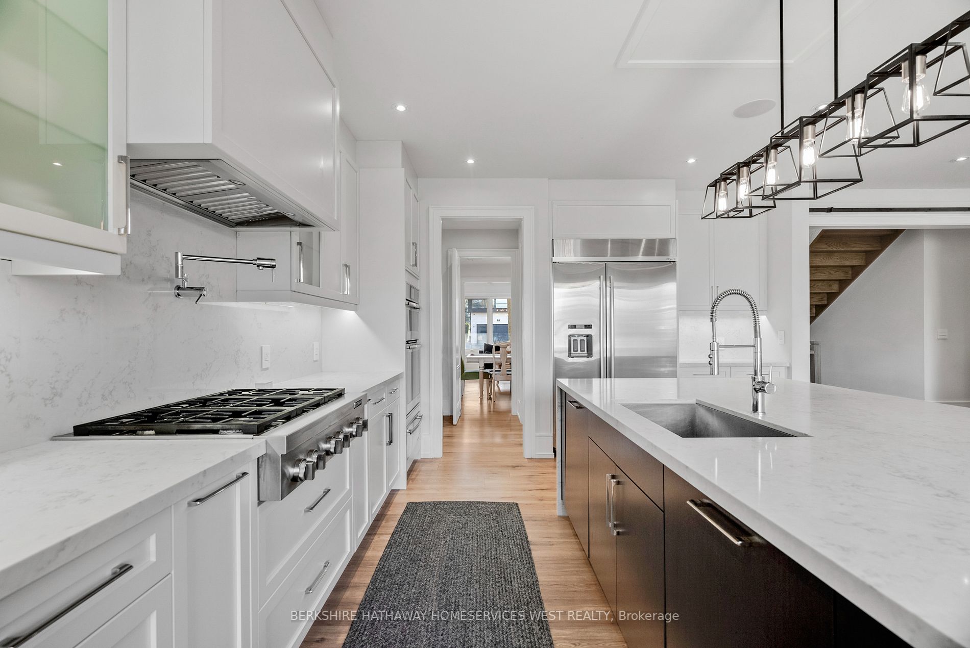 92 Mervyn Ave