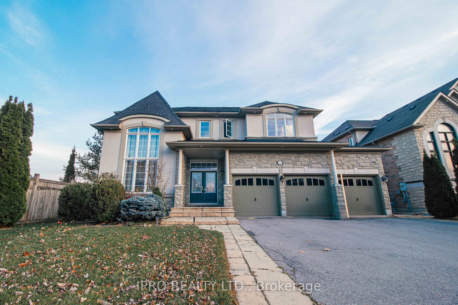 4 Quatro Cres