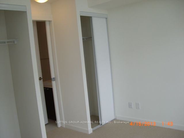105 The Queensway Way, #2216