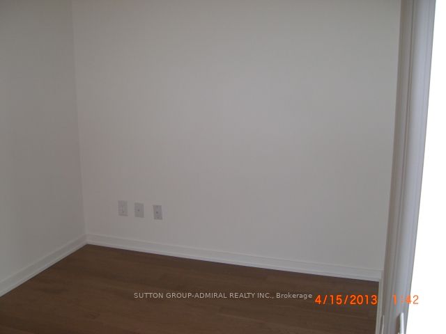 105 The Queensway Way, #2216