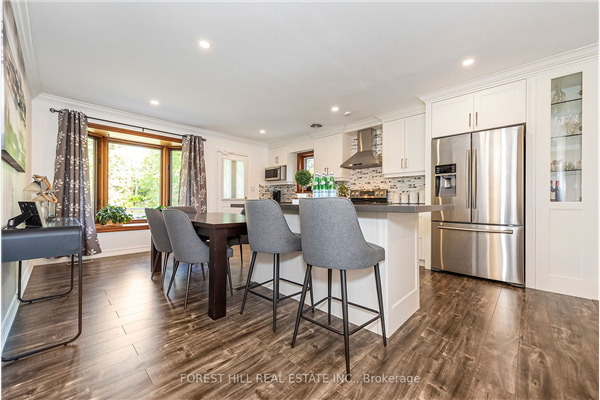39 Suburban Dr, Mississauga