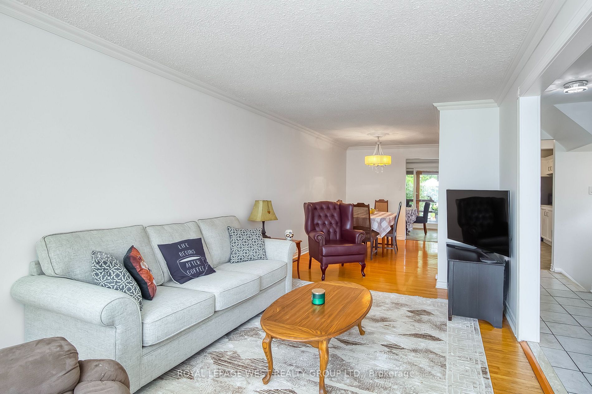 2363 Whaley Dr
