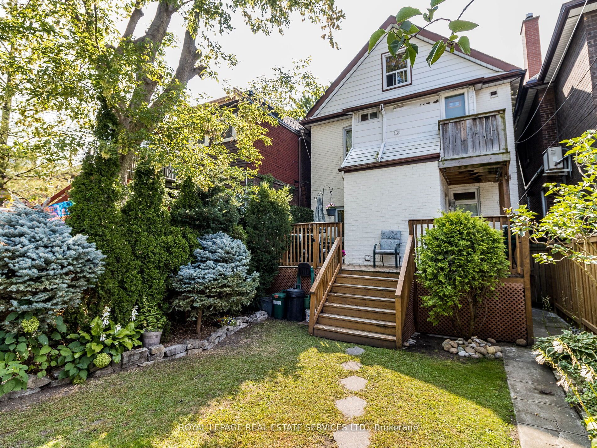 14 Glenlake Ave