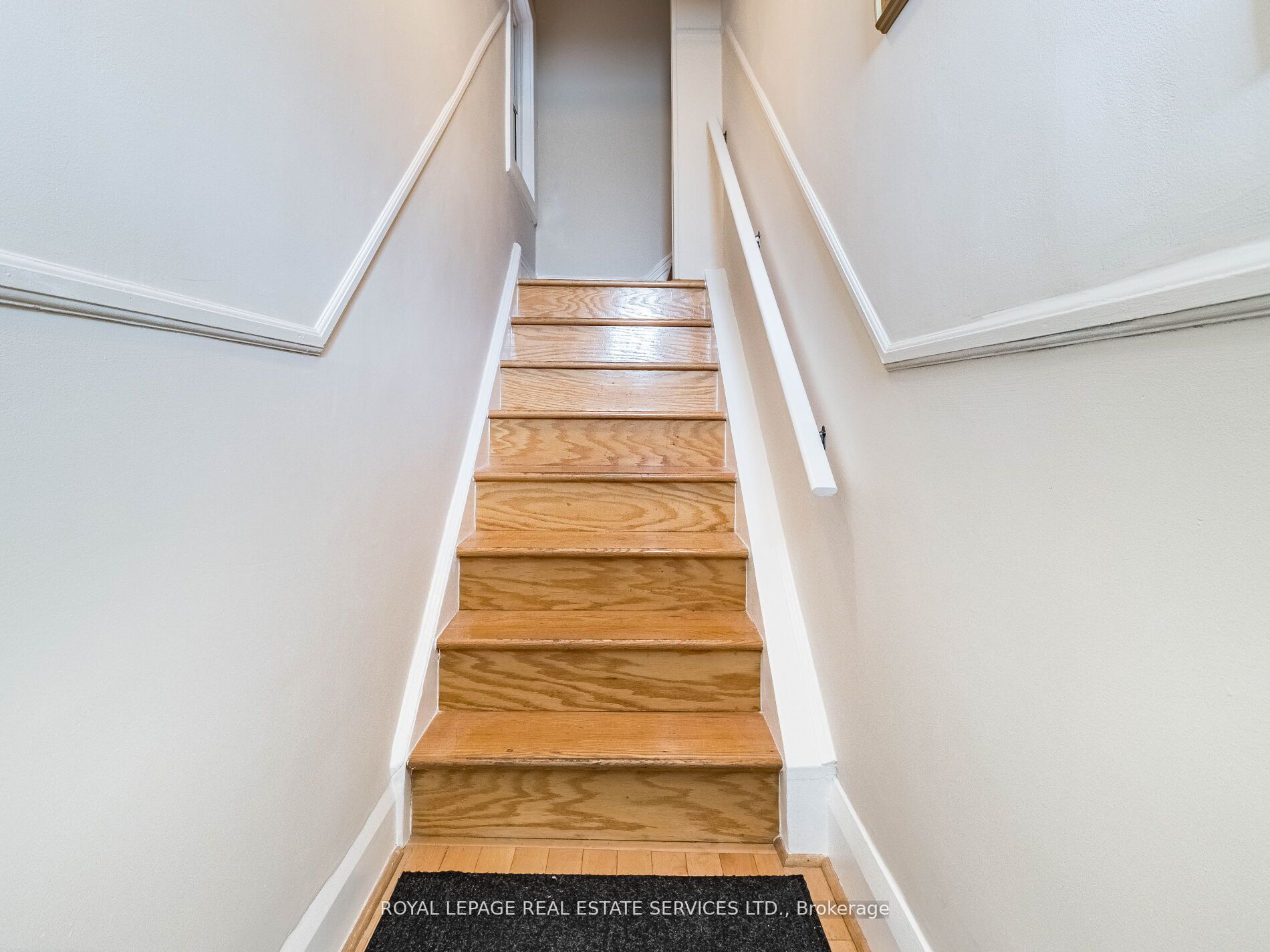 14 Glenlake Ave