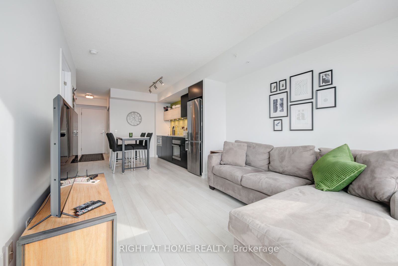 20 Thomas Riley Rd, #2510