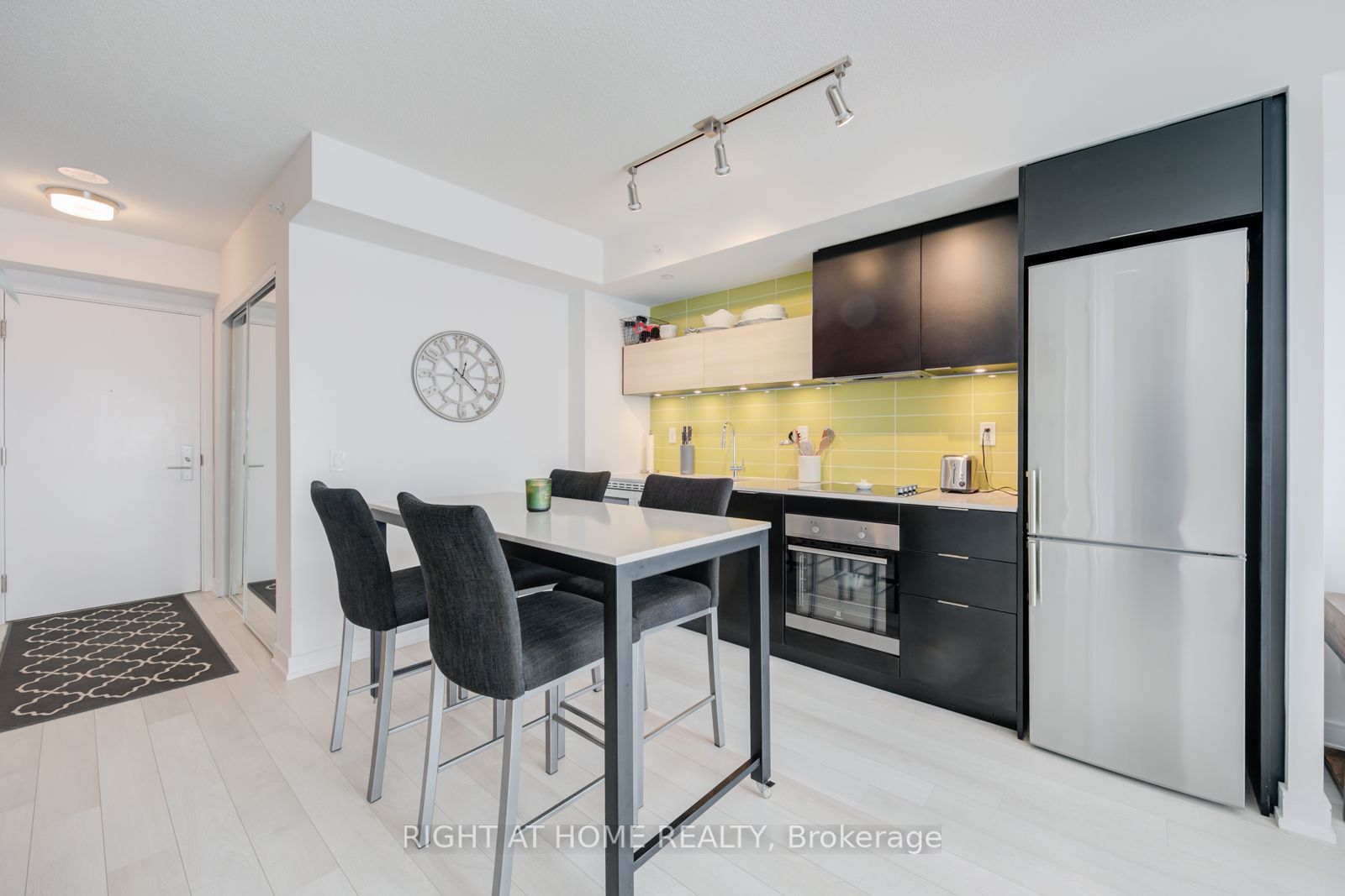 20 Thomas Riley Rd, #2510