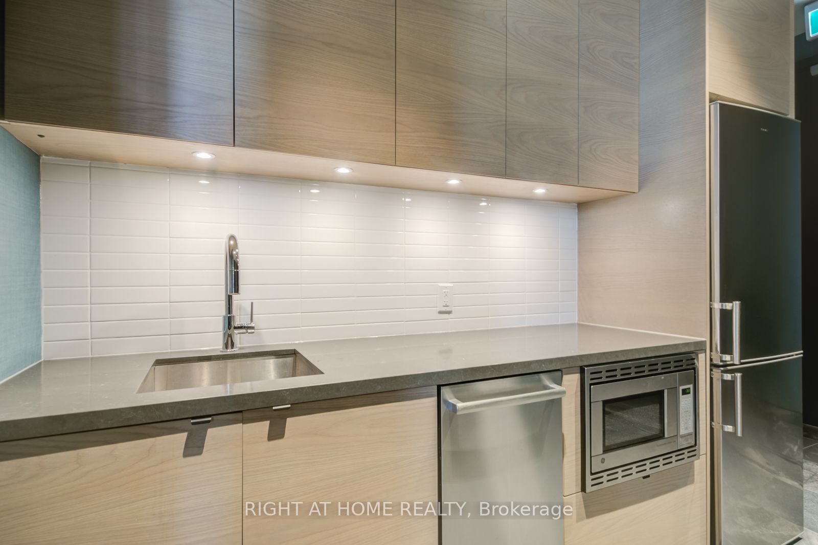 20 Thomas Riley Rd, #2510