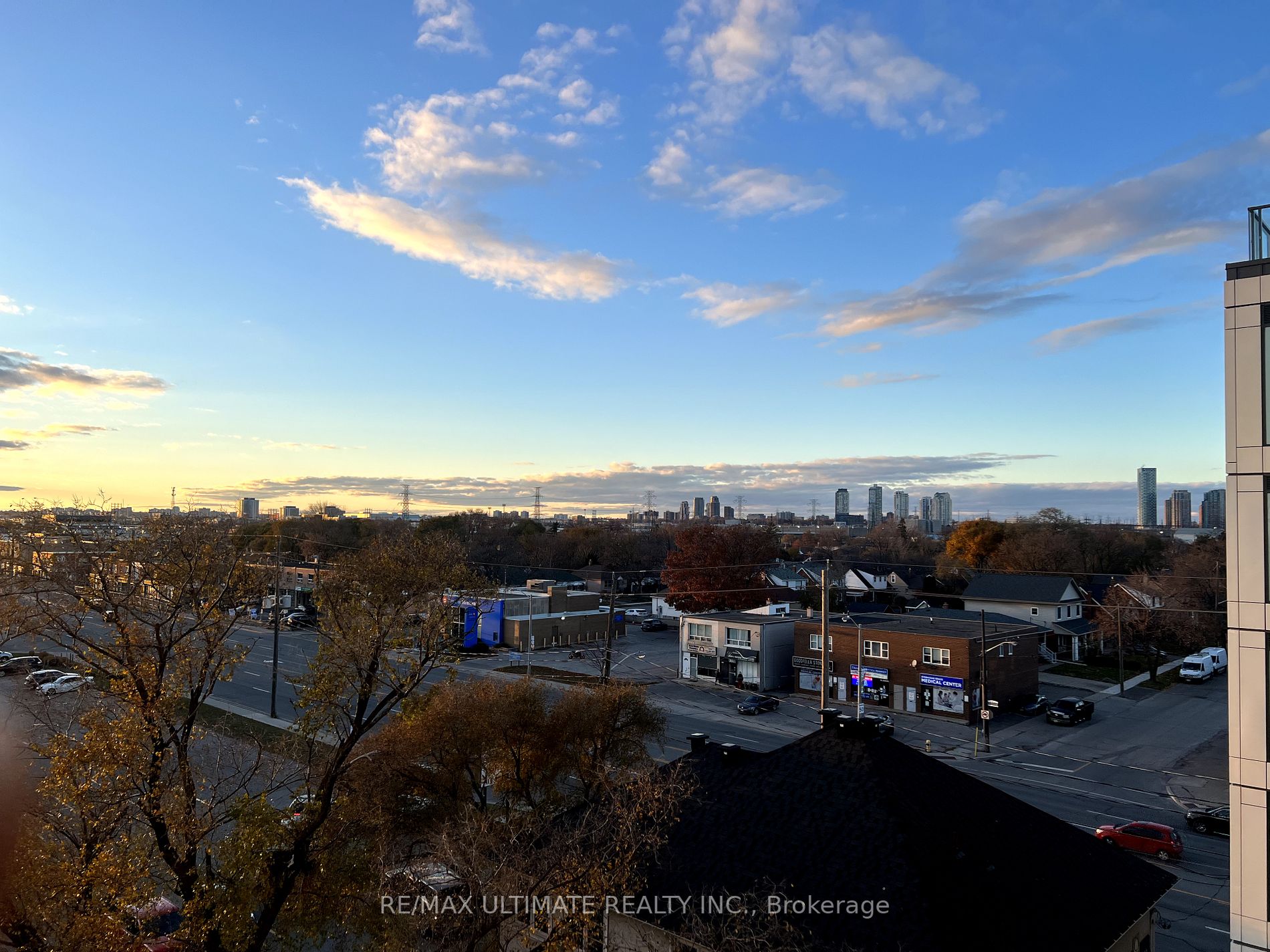 1195 The Queensway St, #316