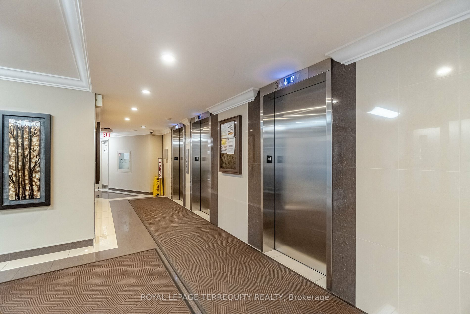 530 Lolita Gdns, #1004