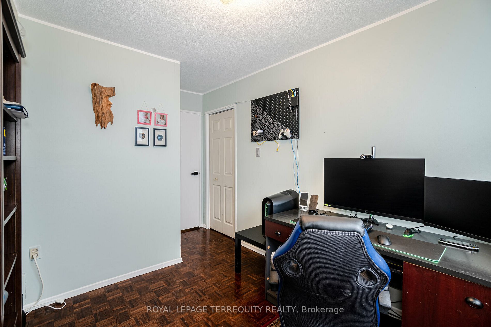 530 Lolita Gdns, #1004