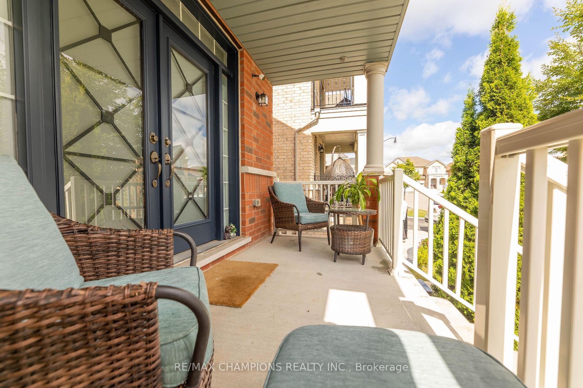 18 Nightland Crt, #Upper