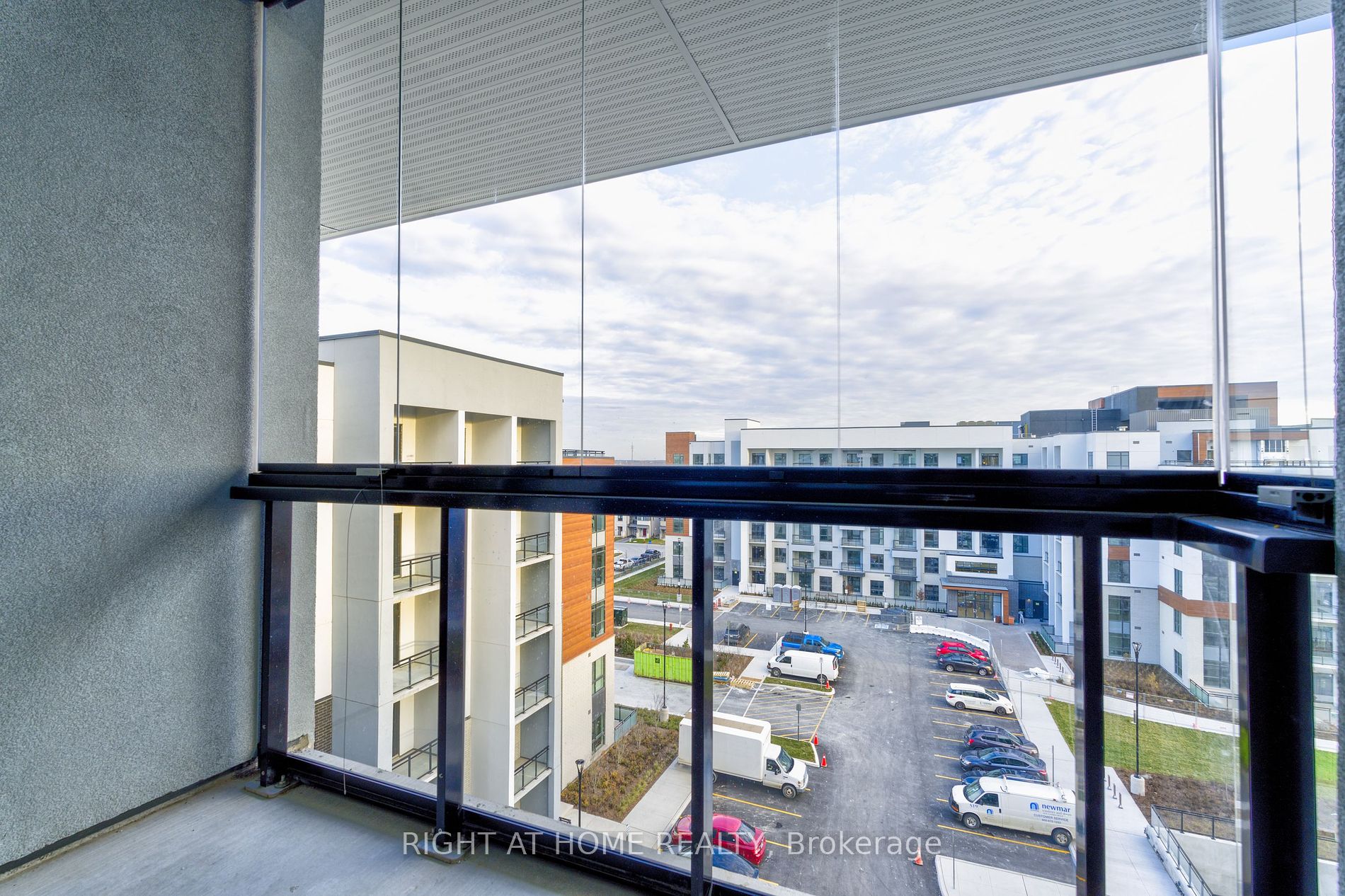 460 Gordon Krantz Avenue, #610