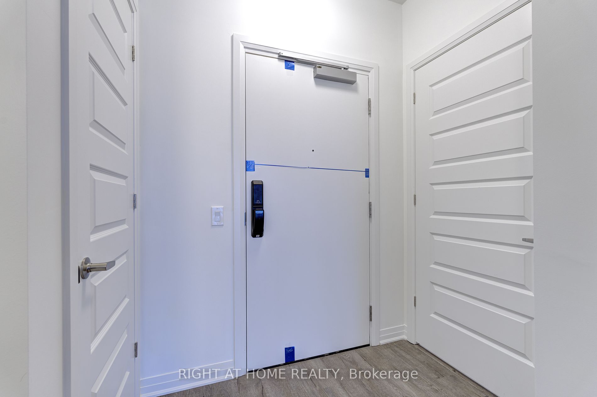 460 Gordon Krantz Avenue, #610