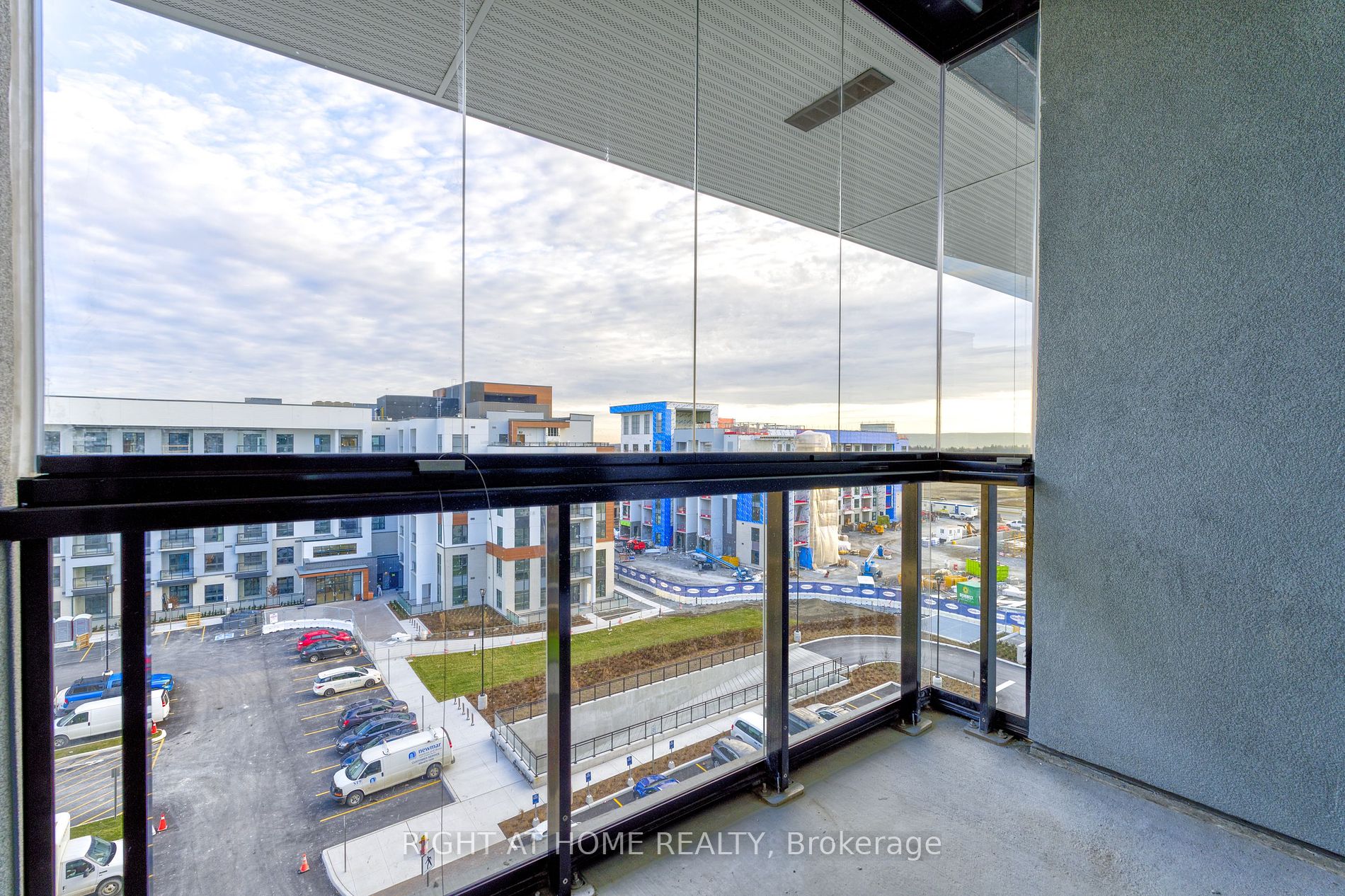 460 Gordon Krantz Avenue, #610