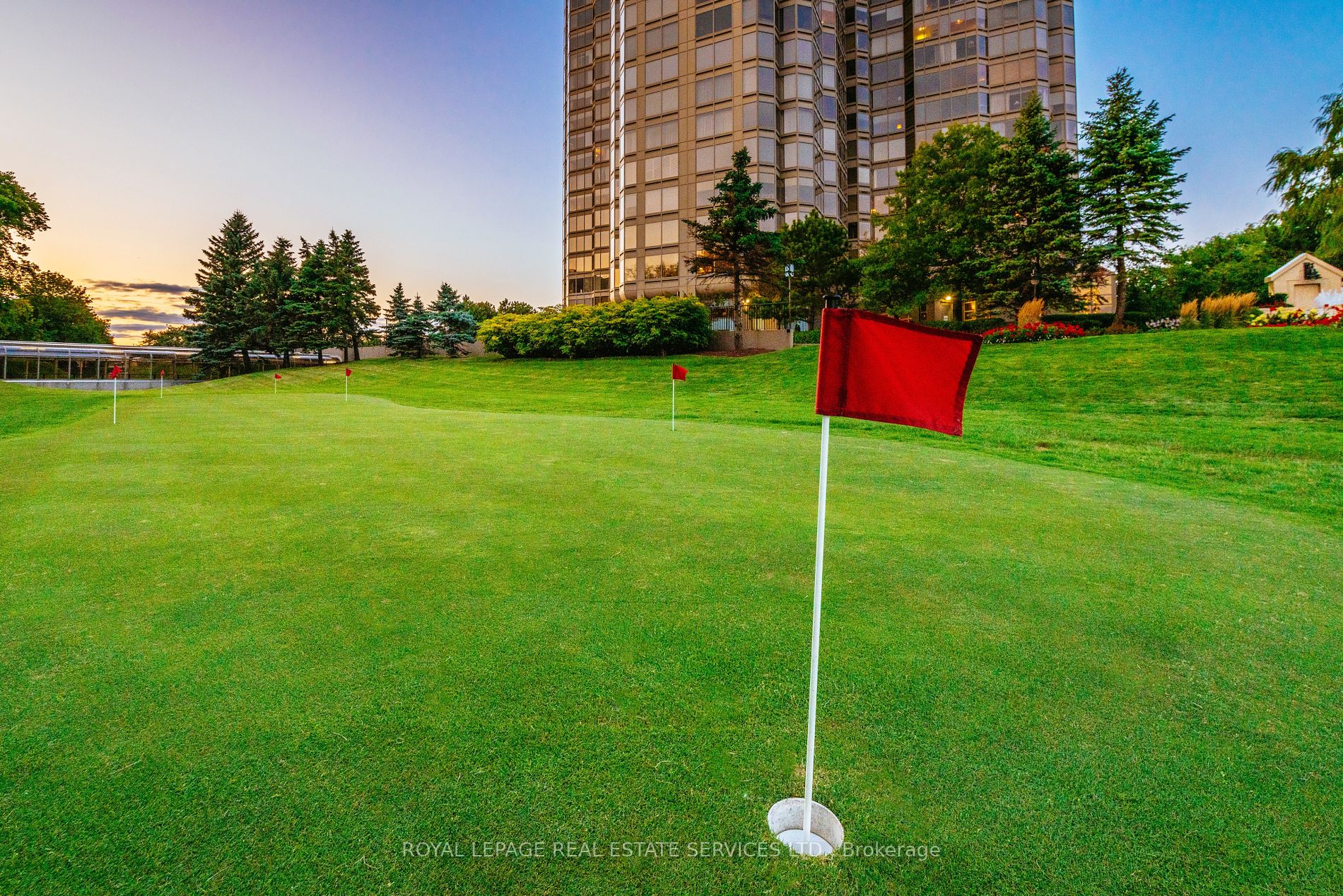 1 Palace Pier Crt, #3401