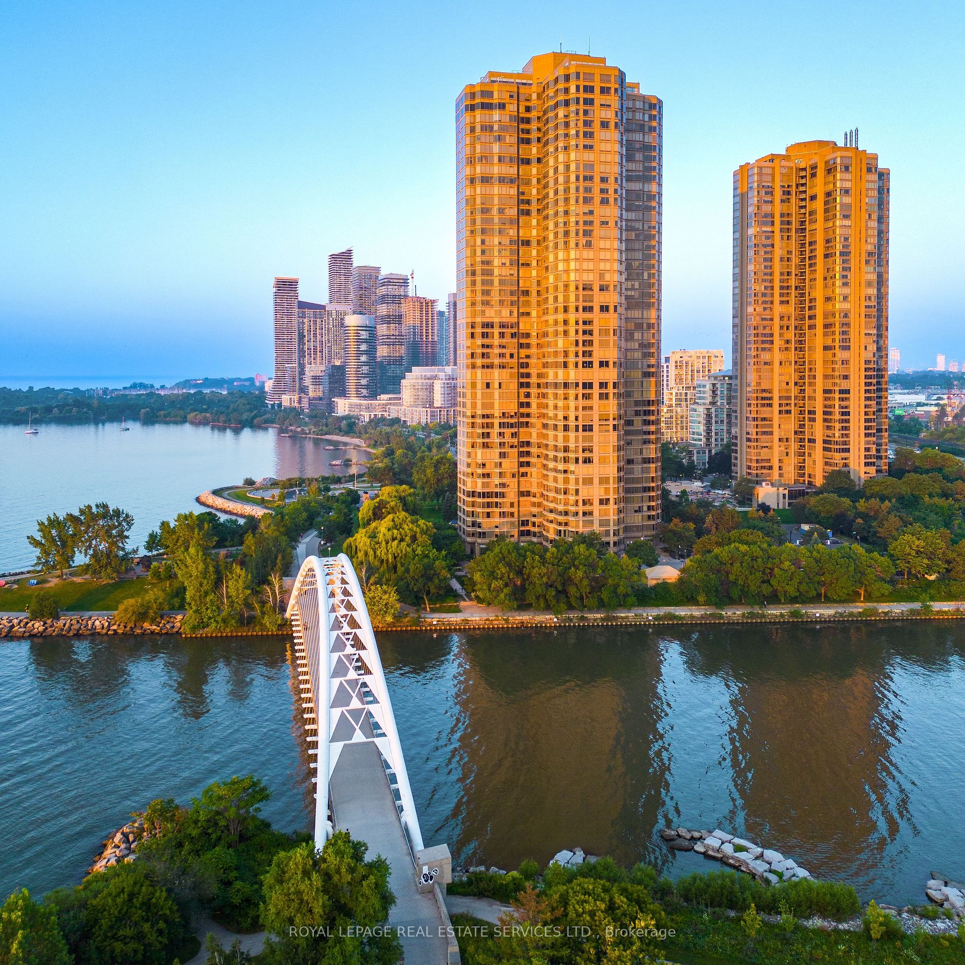 1 Palace Pier Crt, #3401