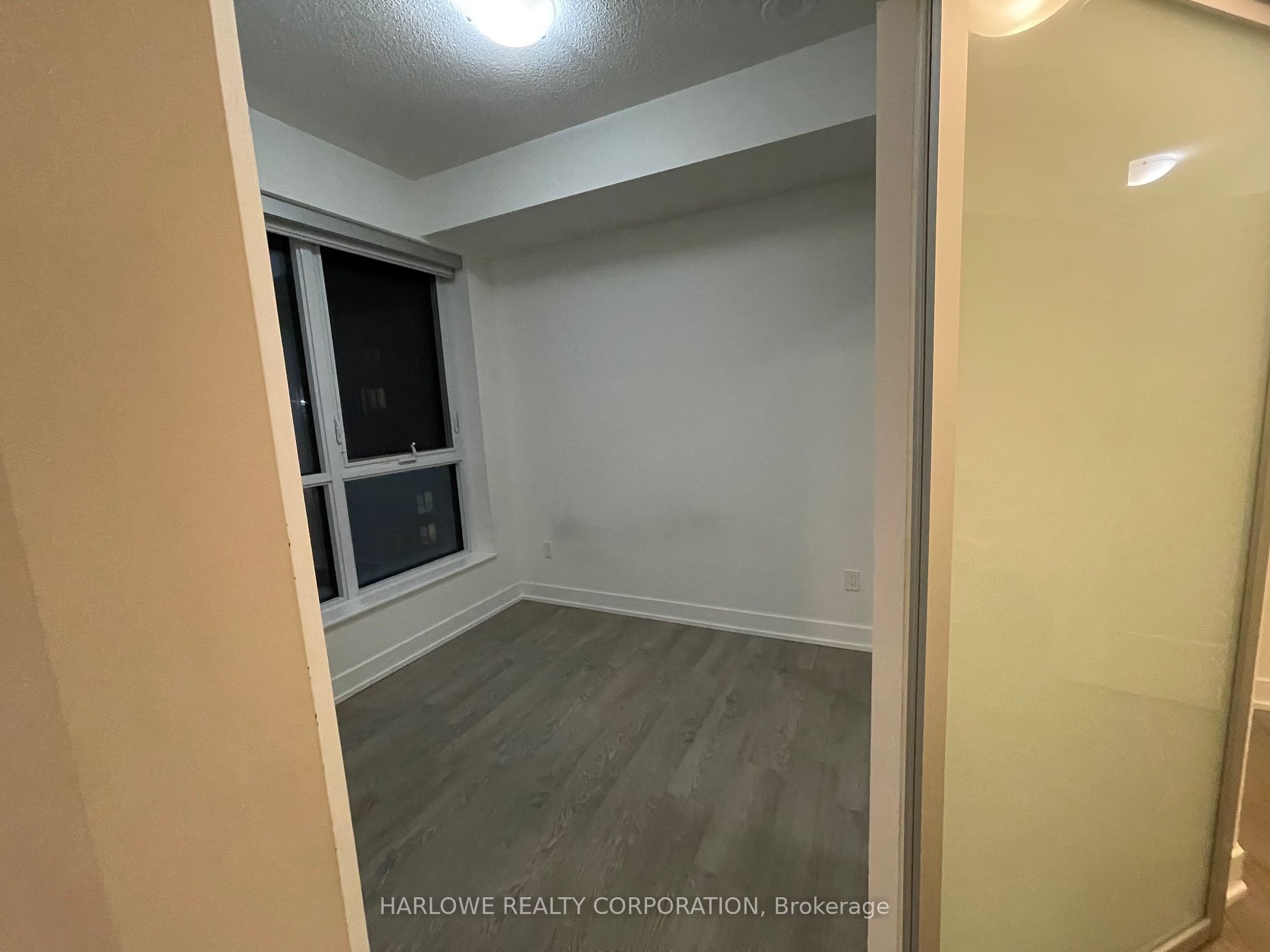 9 Mabelle Avenue, #3118