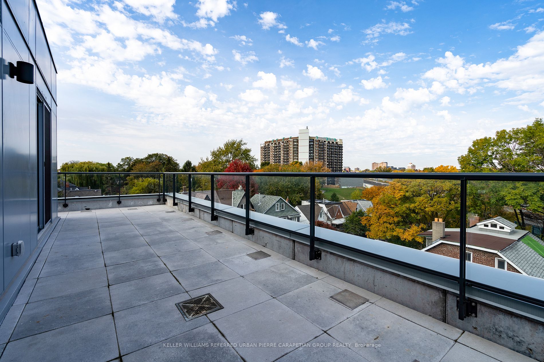 57 Brock Ave, #504