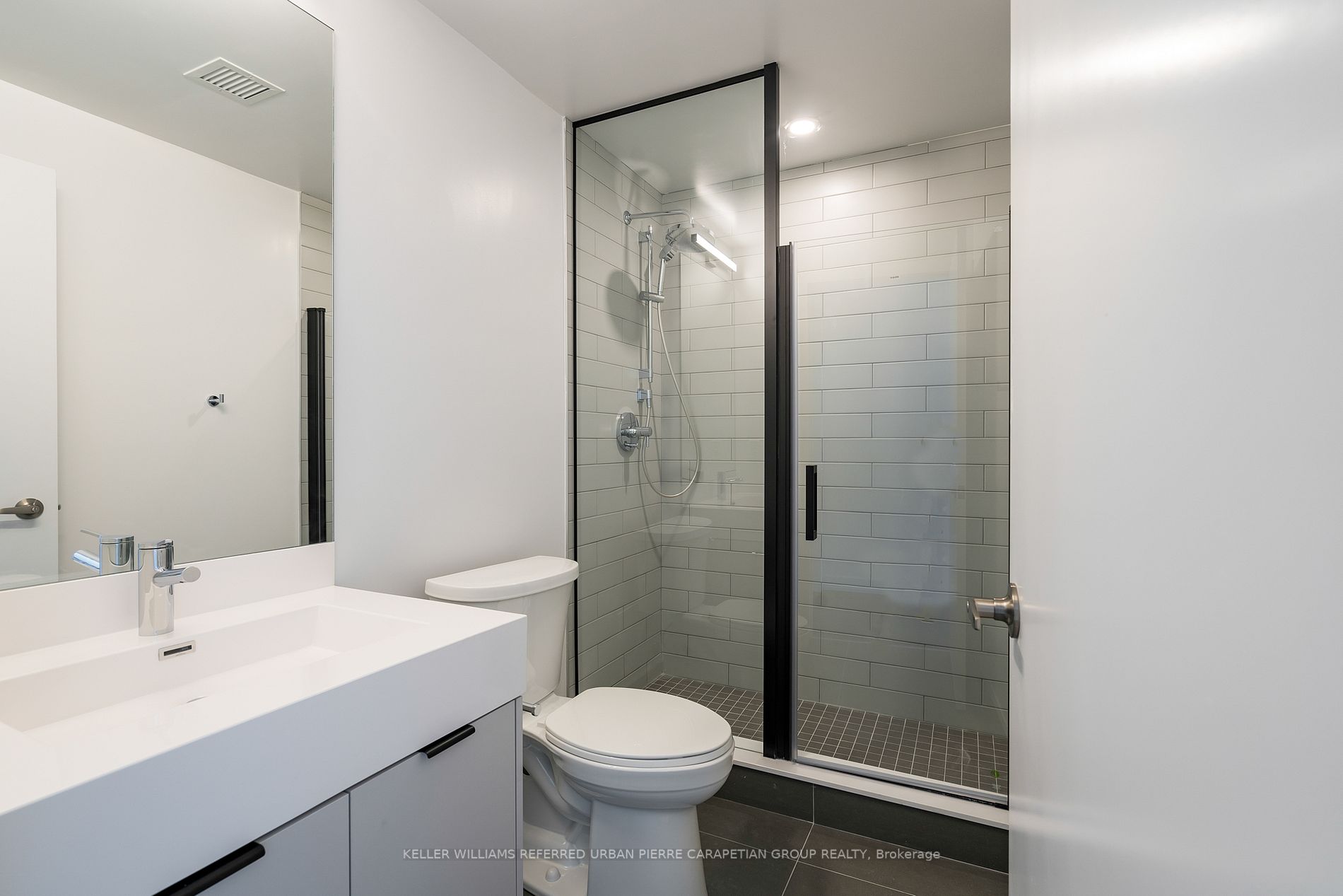 57 Brock Ave, #504