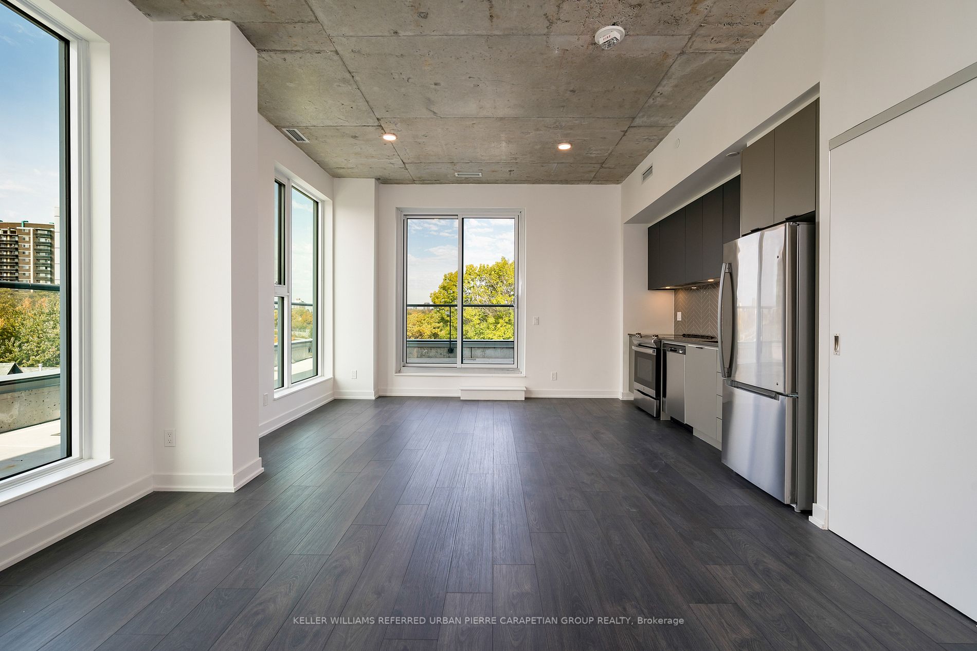 57 Brock Ave, #504