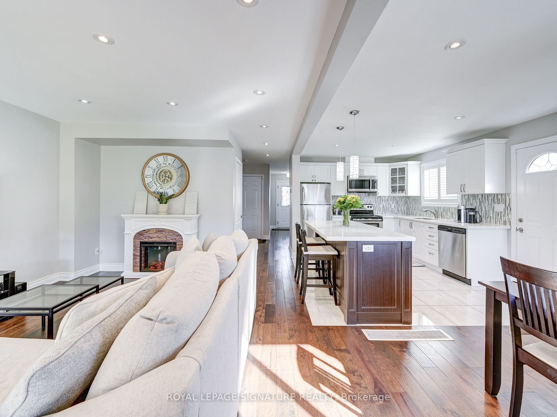 2348 Gareth Rd