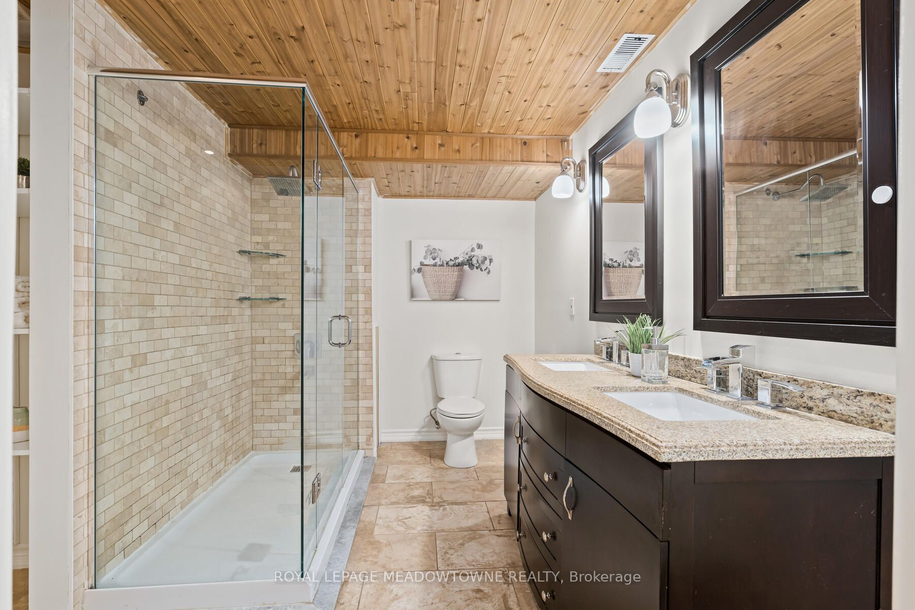 14 Mccullough Cres
