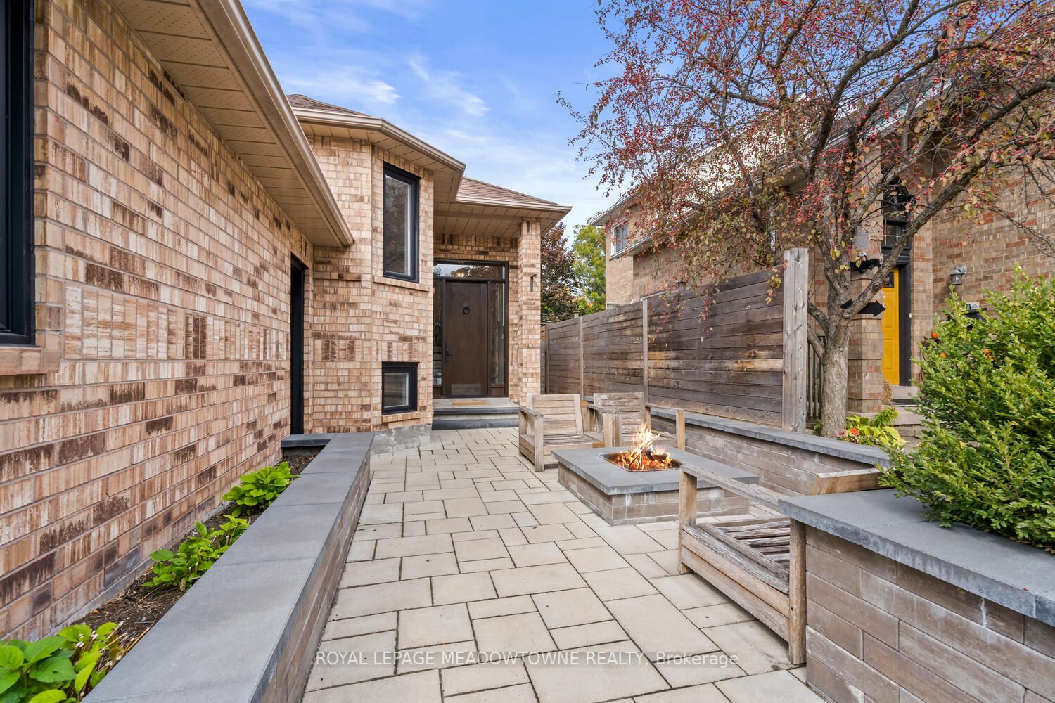 14 Mccullough Cres