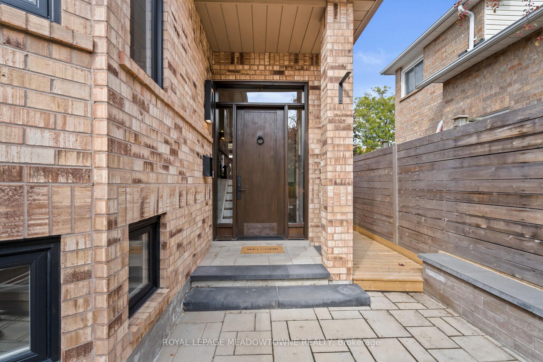 14 Mccullough Cres