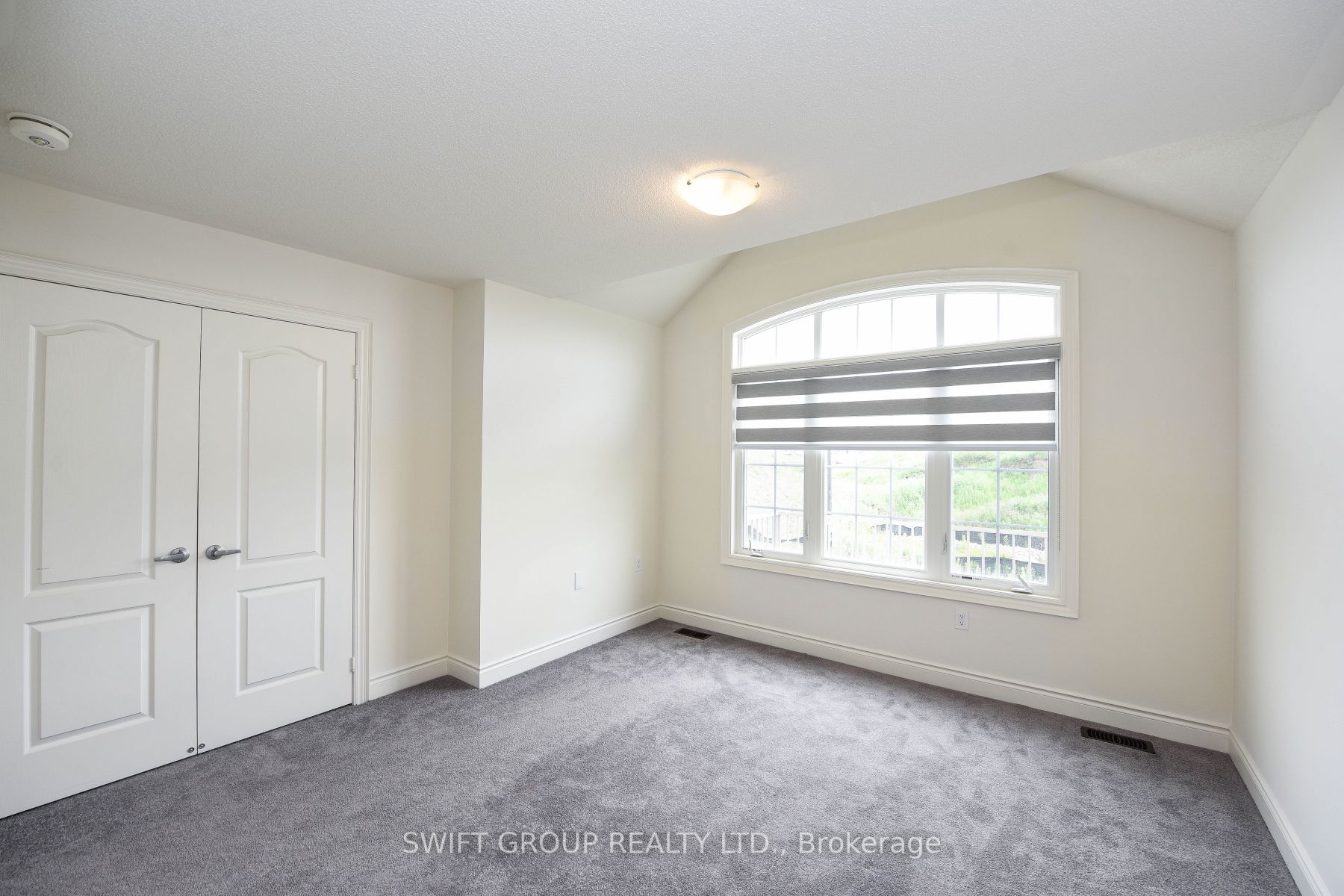 24 Dotchson Ave, #Upper