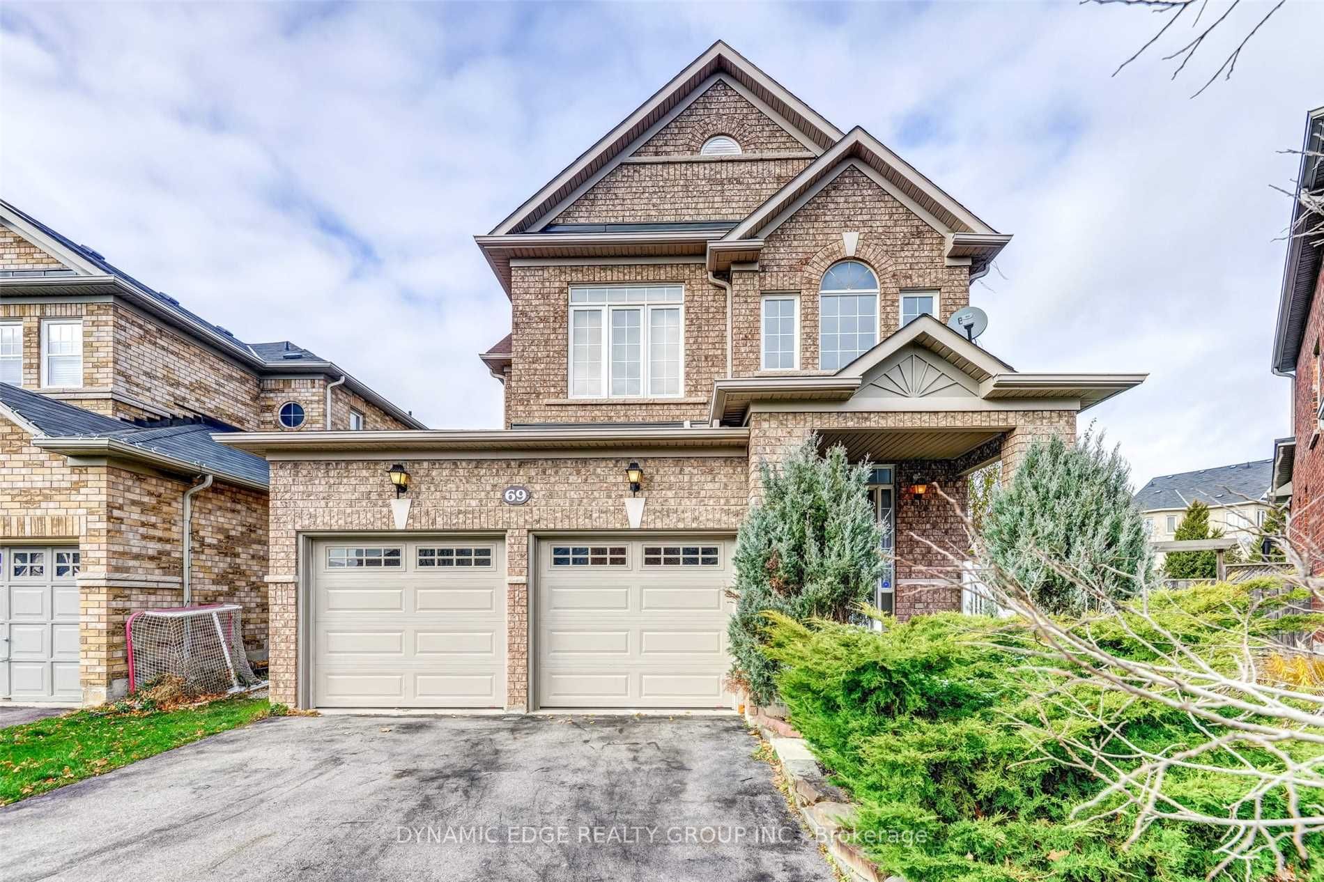 69 Harbourtown Cres