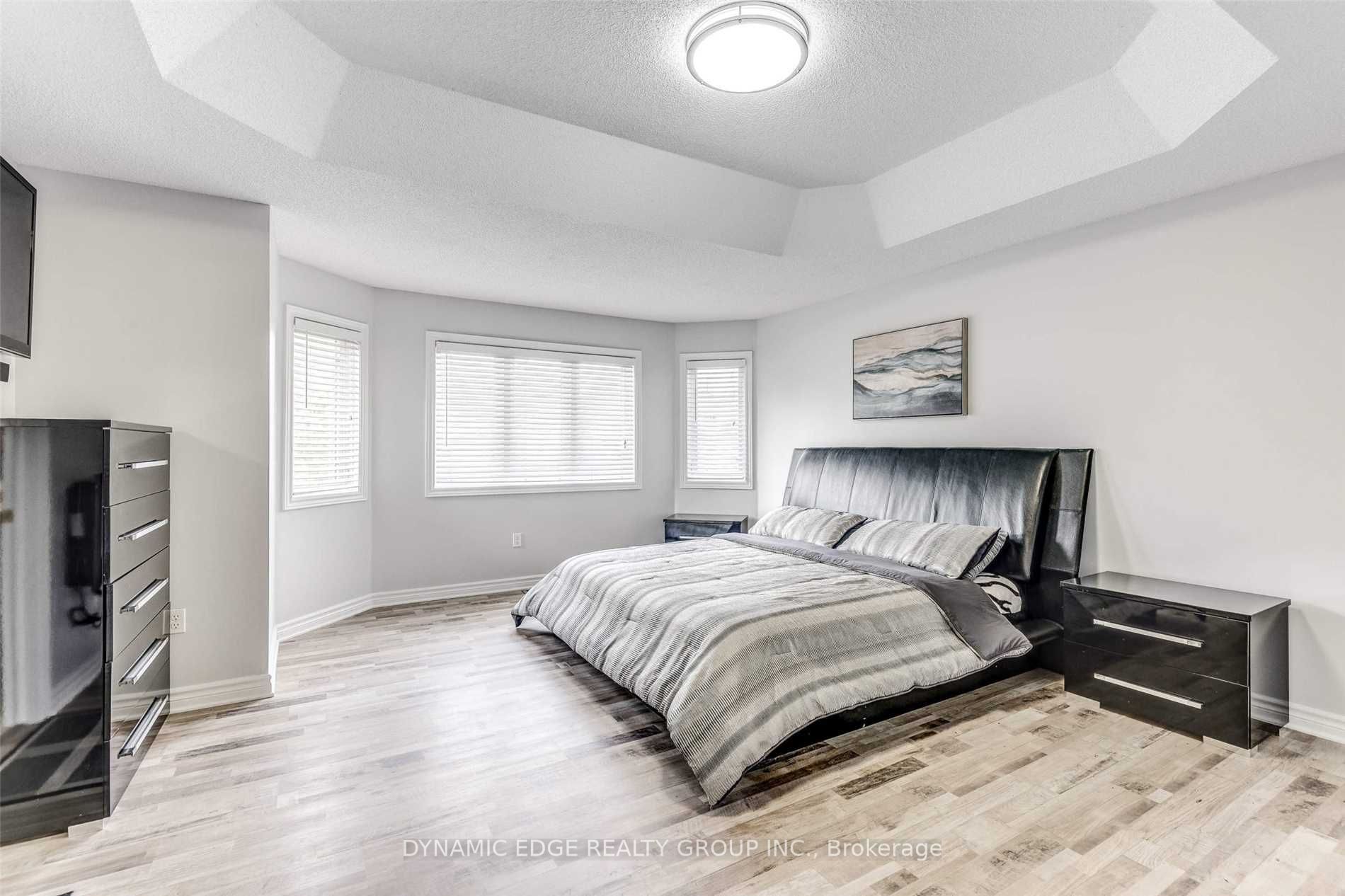 69 Harbourtown Cres