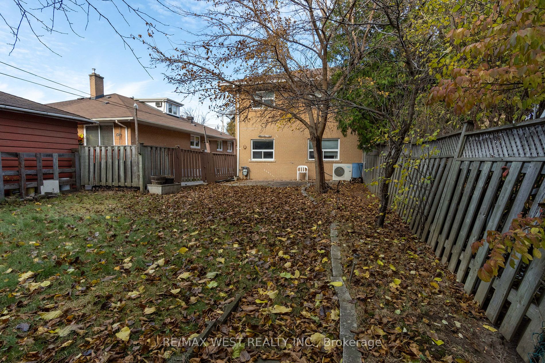 49 Graystone Gdns