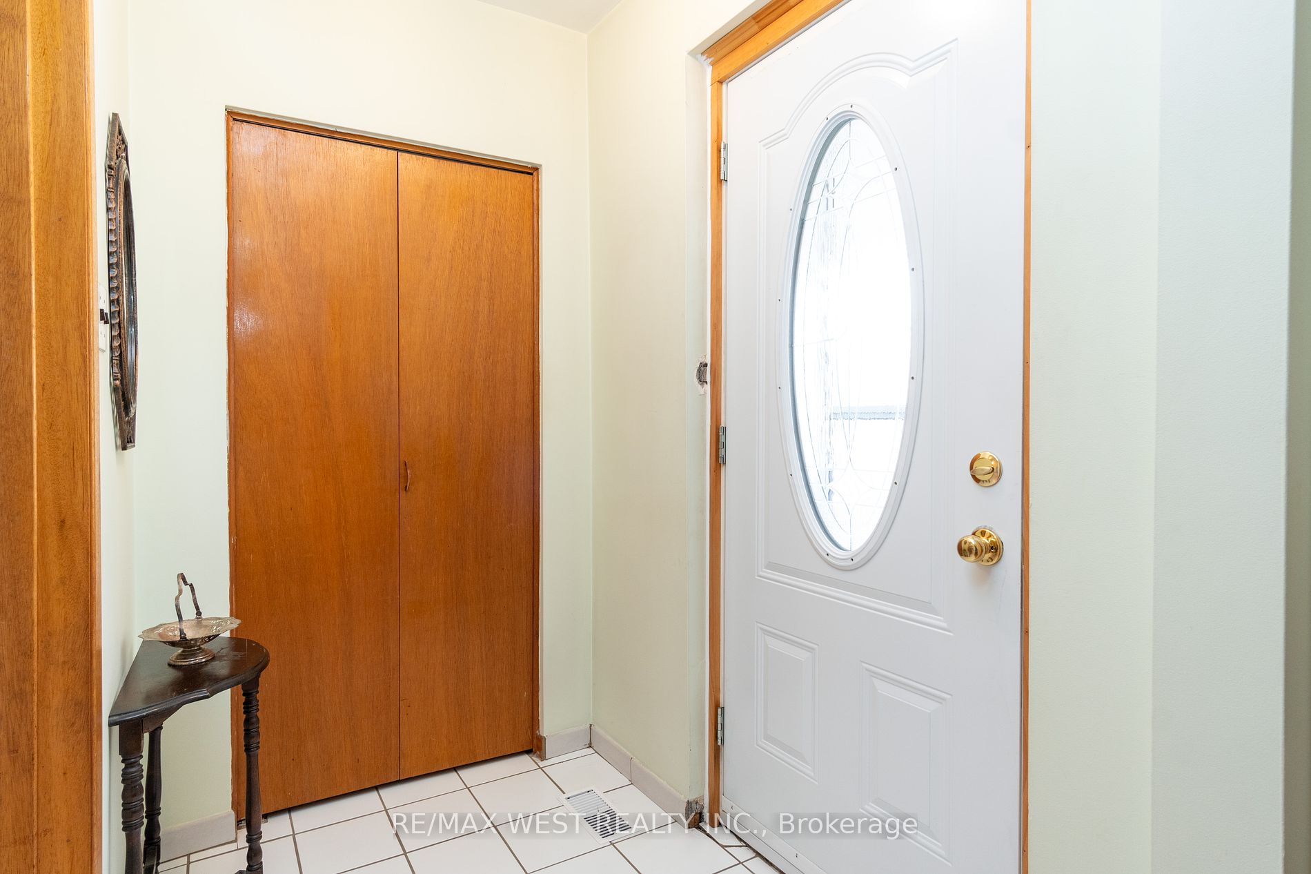 49 Graystone Gdns